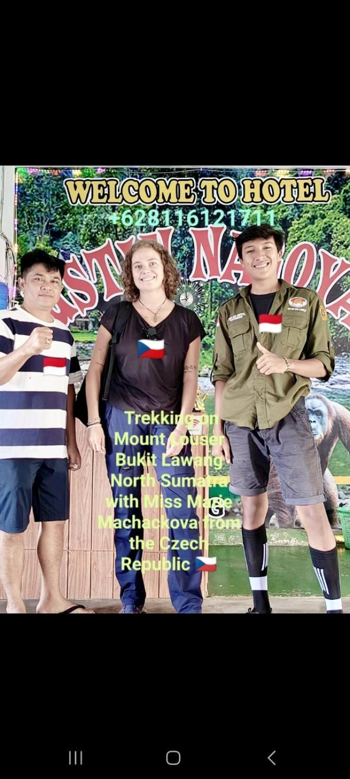 Ustin Nagoya Bukit Lawang Orangutan Trekking & Transport Only Book With Us Hotel Екстериор снимка